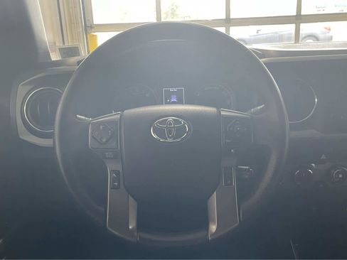 Used 2019 Toyota Tacoma TRD Off-Road AWD/4WD image 16