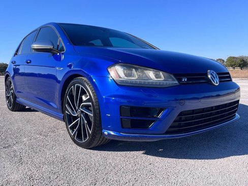 Used 2015 Volkswagen Golf R 4-Door image 15