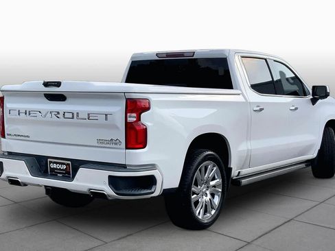 Used 2019 Chevrolet Silverado 1500 High Country w/ Technology Package RWD image 12