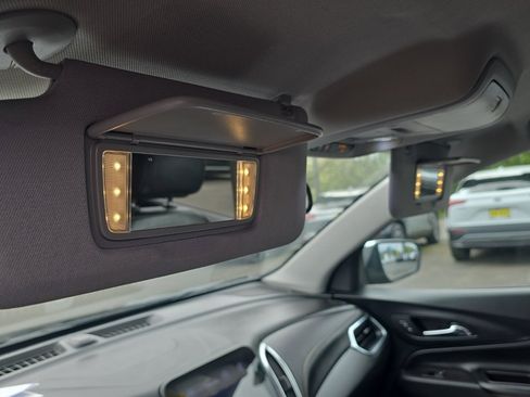 Used 2021 Chevrolet Equinox Premier w/ LPO, Cargo Package FWD image 14