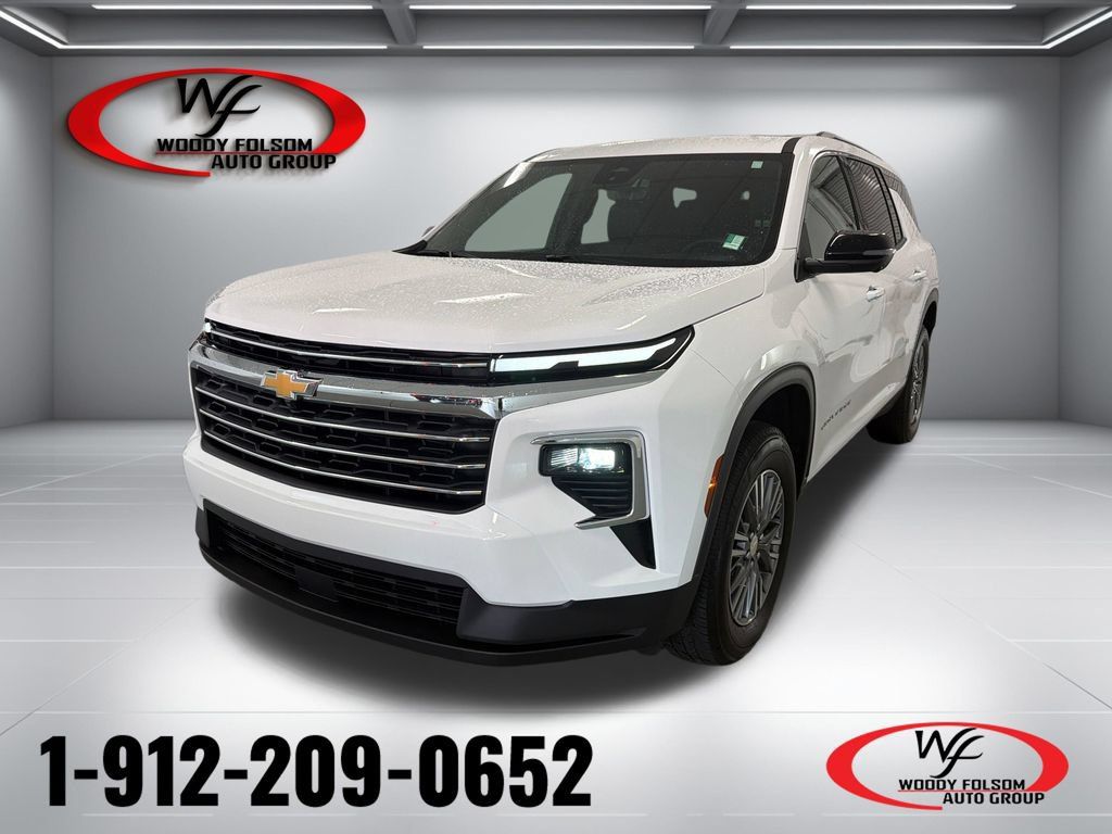 Used 2026 Chevrolet Traverse LT w/ Driver Confidence Package FWD 360° Tour