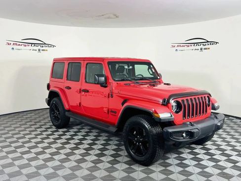 Used 2020 Jeep Wrangler Unlimited Sahara AWD/4WD image 1