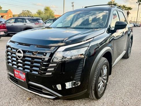 New 2026 Nissan Rogue SV w/ Cold Weather Package image 3