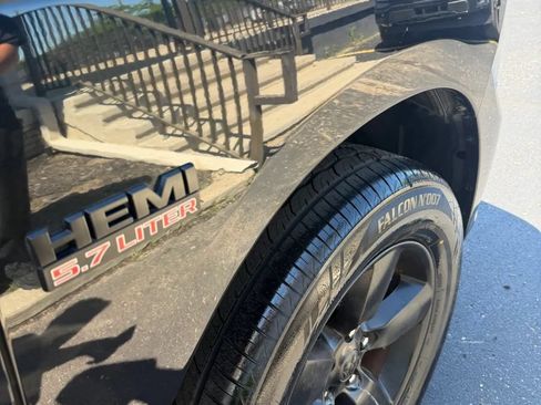 Used 2018 RAM 1500 Express w/ Wheel & Sound Group AWD/4WD image 8