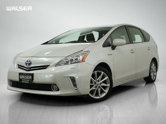 Used 2014 Toyota Prius V Five video 1