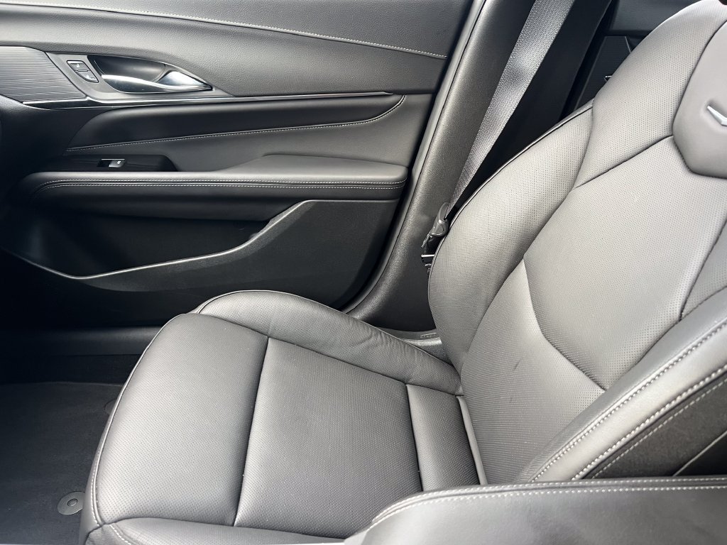 Certified 2026 Cadillac CT4 Premium Luxury AWD/4WD image 30