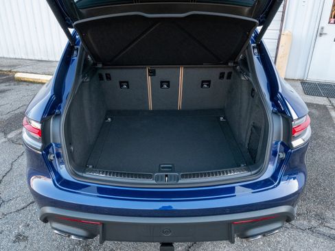 New 2026 Porsche Macan S image 41