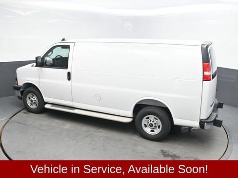 Used 2025 GMC Savana 2500 w/ Driver Convenience Package RWD image 32