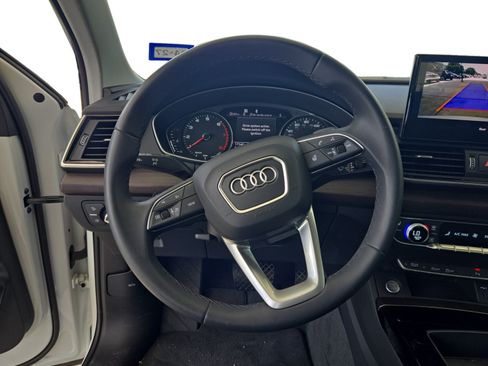 Used 2023 Audi Q5 2.0T Premium w/ Convenience Package AWD/4WD image 13