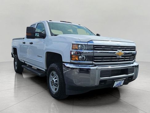 Used 2017 Chevrolet Silverado 2500 W/T w/ WT Convenience Package AWD/4WD image 1