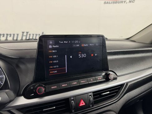 Used 2024 Kia Forte LXS image 13