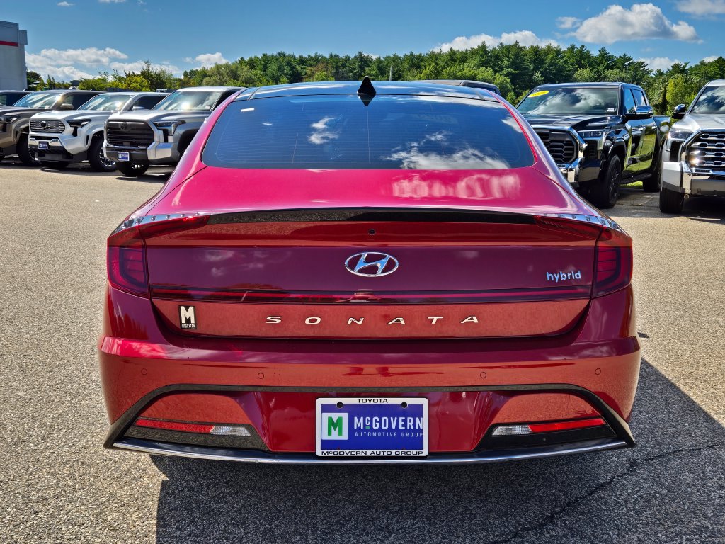 Used 2023 Hyundai Sonata Limited w/ Cargo Package FWD image 4