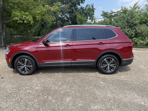 Used 2019 Volkswagen Tiguan SEL FWD image 6
