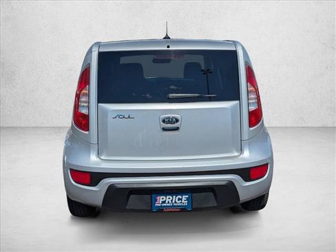 Used 2012 Kia Soul FWD image 7