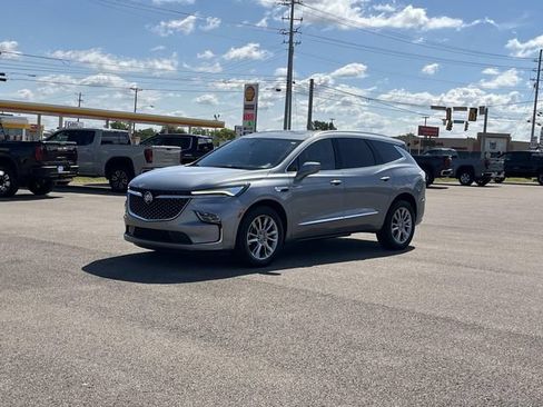 Certified 2023 Buick Enclave Avenir w/ Avenir Technology Package AWD/4WD image 8