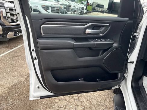 Used 2022 RAM 1500 Big Horn AWD/4WD image 7