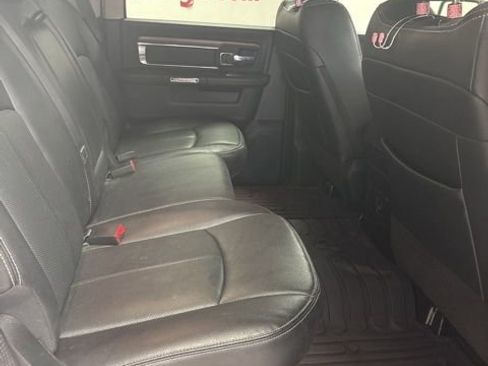 Used 2018 RAM 1500 Laramie w/ Convenience Group AWD/4WD image 23