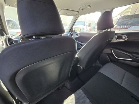 Used 2023 Kia Soul LX w/ Option Group 015 image 10