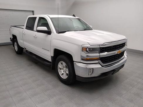 Used 2017 Chevrolet Silverado 1500 LT w/ Trailering Package AWD/4WD image 13