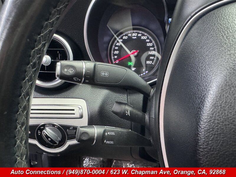 Used 2015 Mercedes-Benz C 300 Sedan image 14