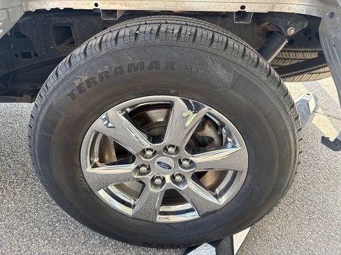 Used 2019 Ford F150 XL w/ Equipment Group 101A Mid RWD image 8