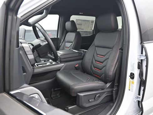 New 2025 Ford F150 Lariat w/ Equipment Group 502A High image 9