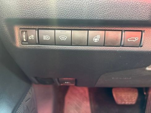 Used 2023 Toyota RAV4 XLE w/ Convenience Package AWD/4WD image 20