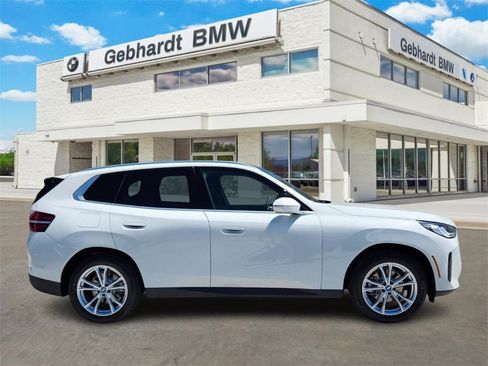 New 2025 BMW X3 xDrive30i w/ Convenience Package image 3