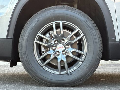 New 2026 GMC Acadia Elevation FWD image 27