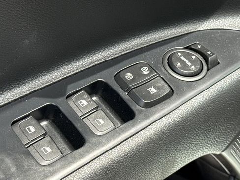 Used 2021 Kia Rio S FWD image 20