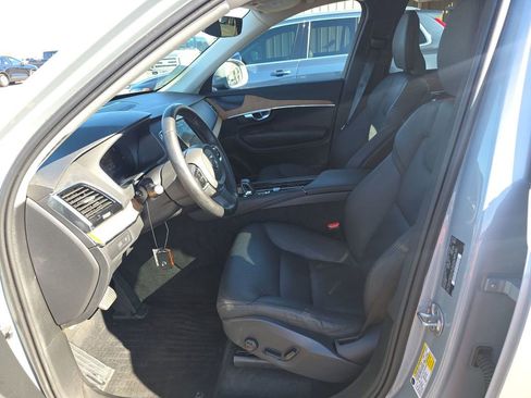 Used 2024 Volvo XC90 T8 Plus w/ Protection Package Premier image 3