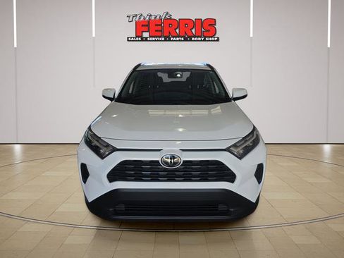 Used 2025 Toyota RAV4 XLE image 2