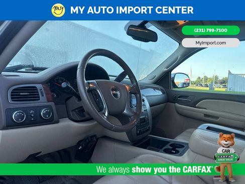 Used 2009 GMC Sierra 1500 SLT w/ White Diamond Edition AWD/4WD image 8