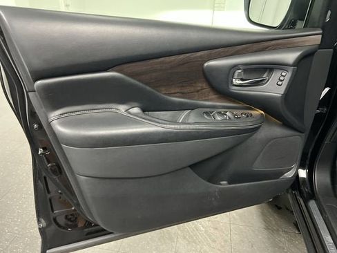 Used 2019 Nissan Murano Platinum FWD image 23
