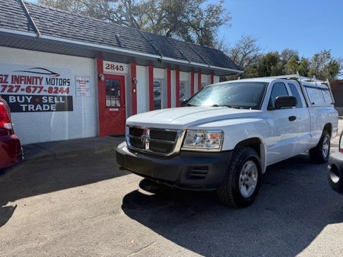 Used 2008 Dodge Dakota SXT w/ Extra Security Group image 2