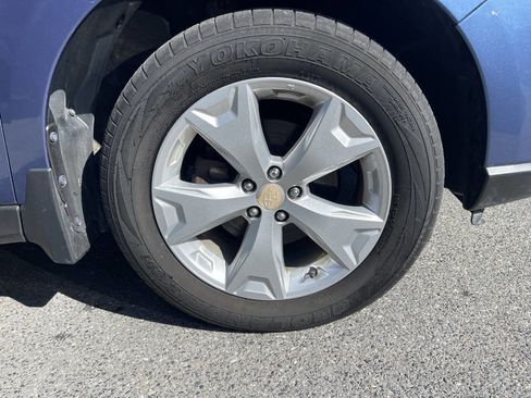 Used 2015 Subaru Forester 2.5i w/ Alloy Wheel Package image 14