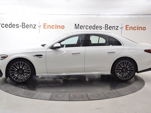 New 2026 Mercedes-Benz E 53 AMG e 4MATIC Sedan image 3