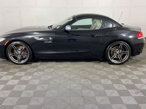 Used 2011 BMW Z4 sDrive35is RWD image 11