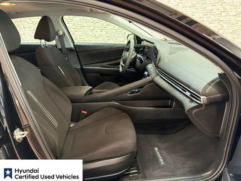 Used 2024 Hyundai Elantra SEL w/ Convenience Package FWD image 14