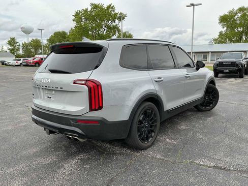 Used 2022 Kia Telluride EX w/ EX Premium Package AWD/4WD image 4