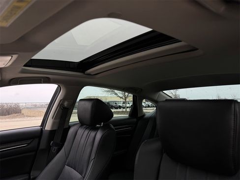 Used 2019 Honda Accord EX-L image 26