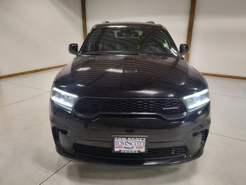 Used 2024 Dodge Durango GT image 3