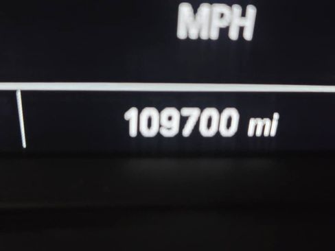 Used 2020 Chevrolet Equinox LS w/ LS Convenience Package FWD image 17