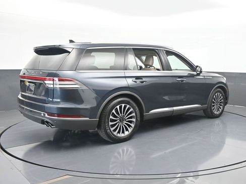 Used 2022 Lincoln Aviator Reserve w/ Elements Package Plus image 6