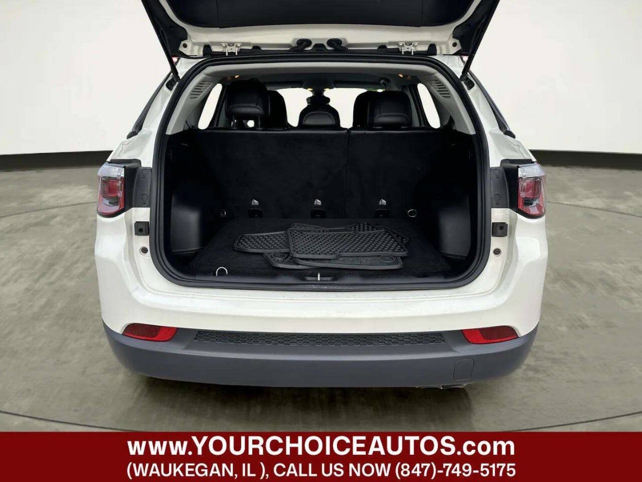 Used 2020 Jeep Compass Latitude AWD/4WD image 13