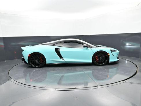 Used 2022 McLaren GT RWD image 4