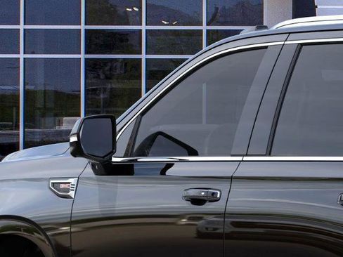 New 2026 GMC Yukon Denali image 12