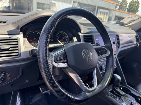 Used 2021 Volkswagen Atlas SE w/ Panoramic Sunroof Package AWD/4WD image 23