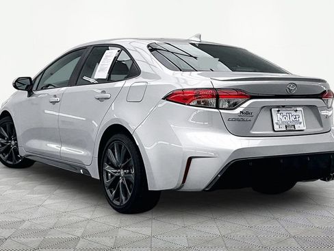 Used 2025 Toyota Corolla SE FWD image 13