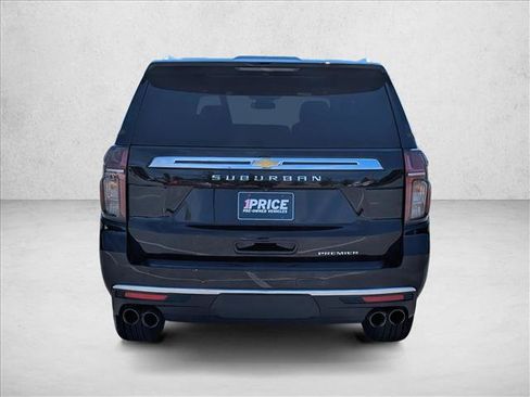 Used 2024 Chevrolet Suburban Premier AWD/4WD image 6